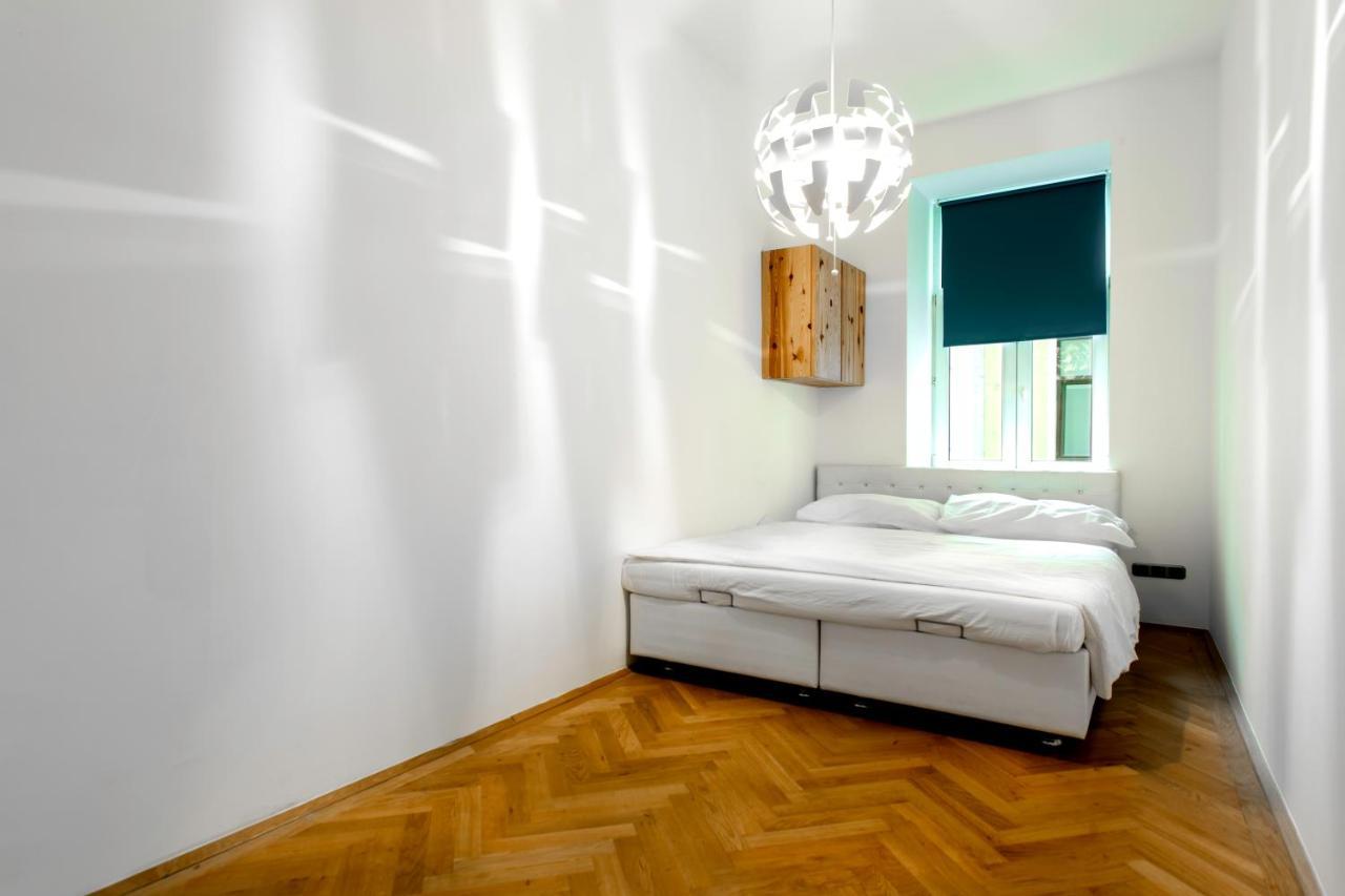 3-Bedroom Apartment In Central Вена Экстерьер фото